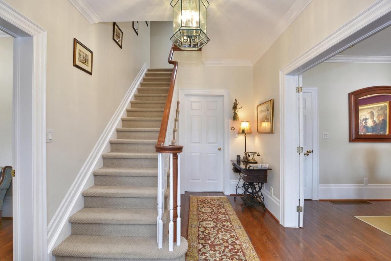 Niagara-on-the-Lake Darlington House Bed And Breakfast الغرفة الصورة